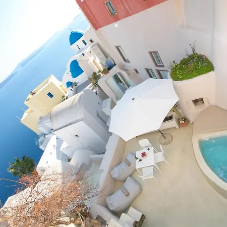 Opsis Cave House